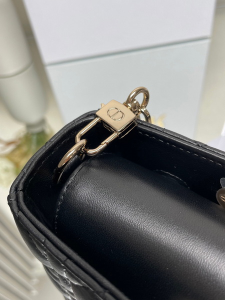 Dior Handbags AAA(Women)-735