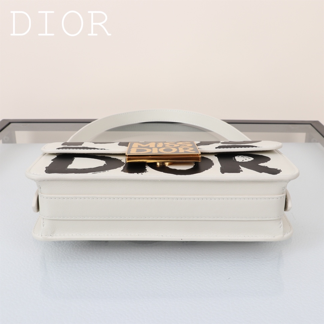 Dior Handbags AAA(Women)-737