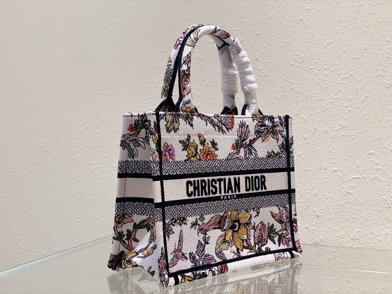 Dior Handbags AAA(Women)-739
