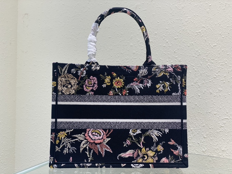 Dior Handbags AAA(Women)-741