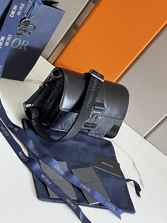 Dior Handbags AAA(Men)-016