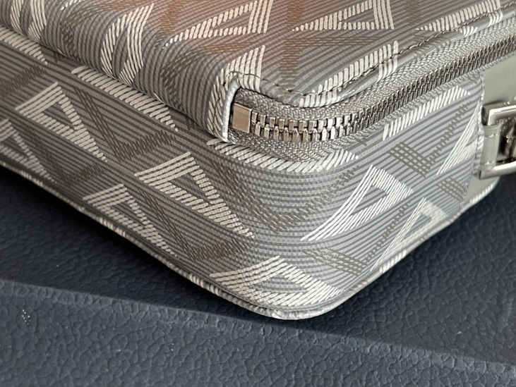Dior Handbags AAA(Men)-017