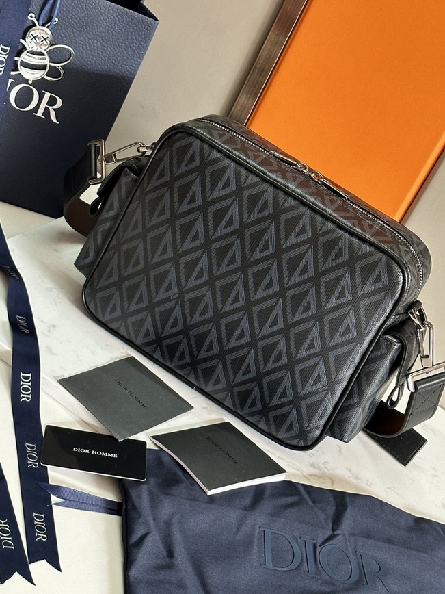 Dior Handbags AAA(Men)-018