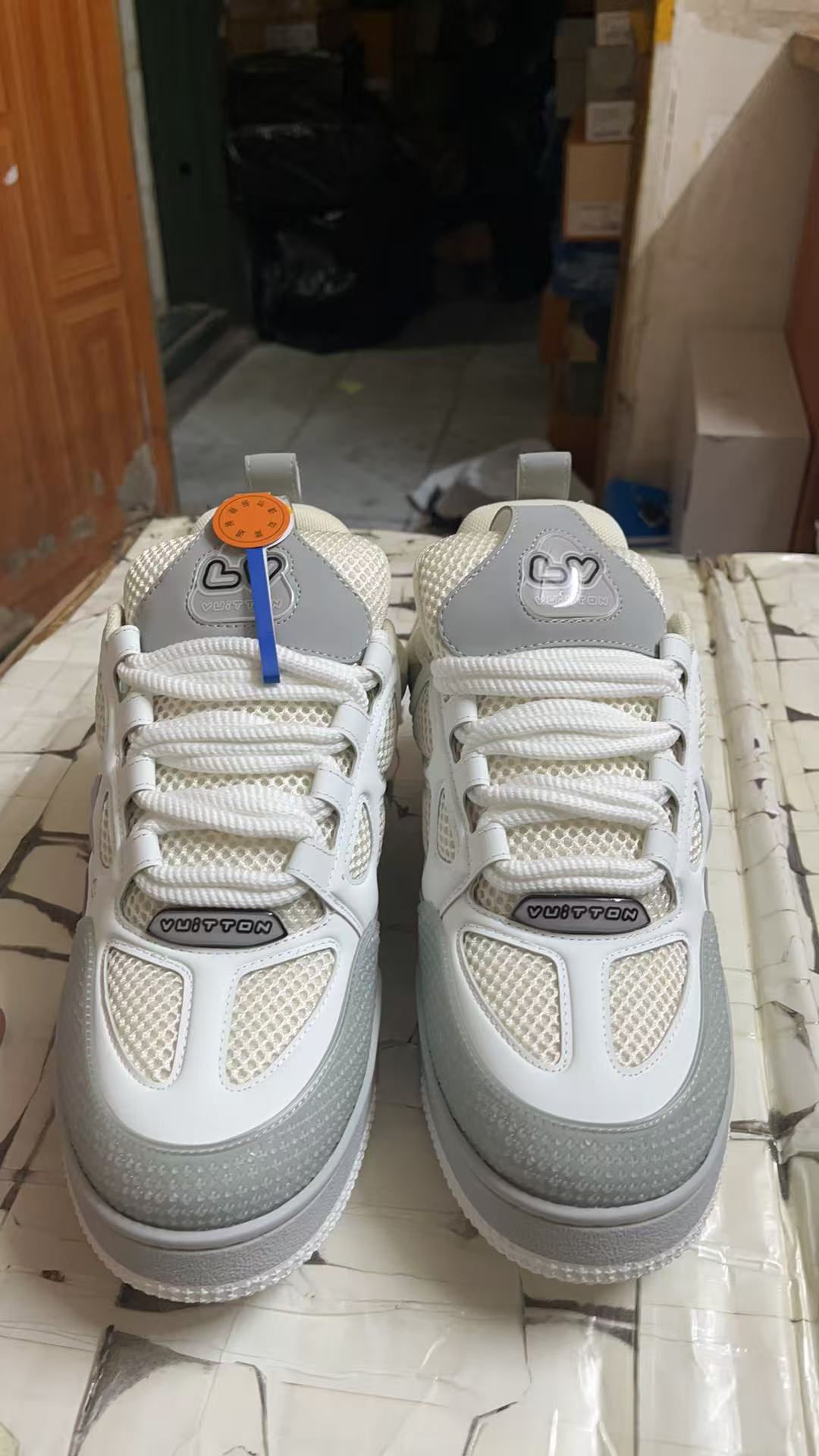 LV Shoes(AAA)-945