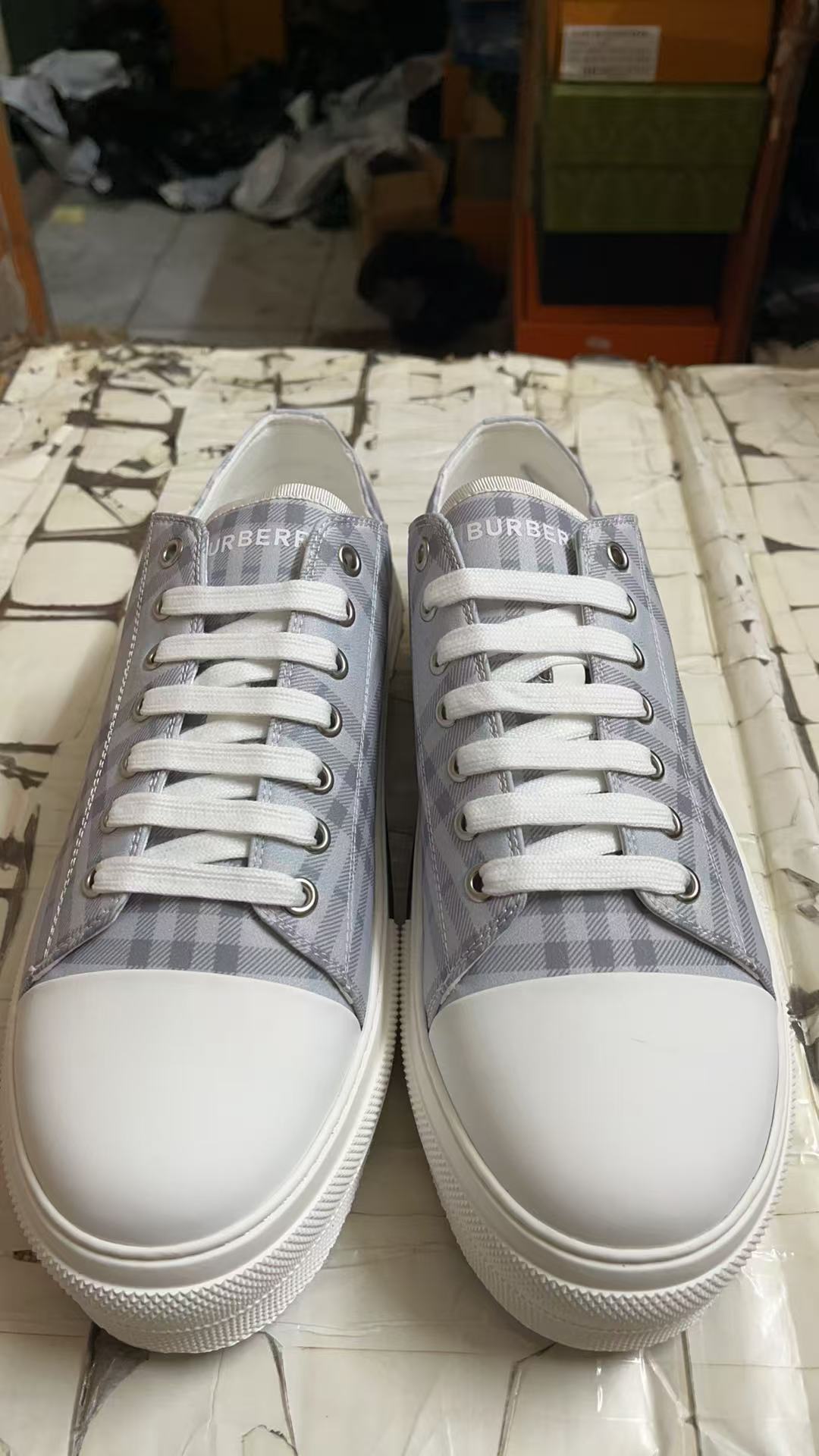 Burberry Shoes(AAA)-123