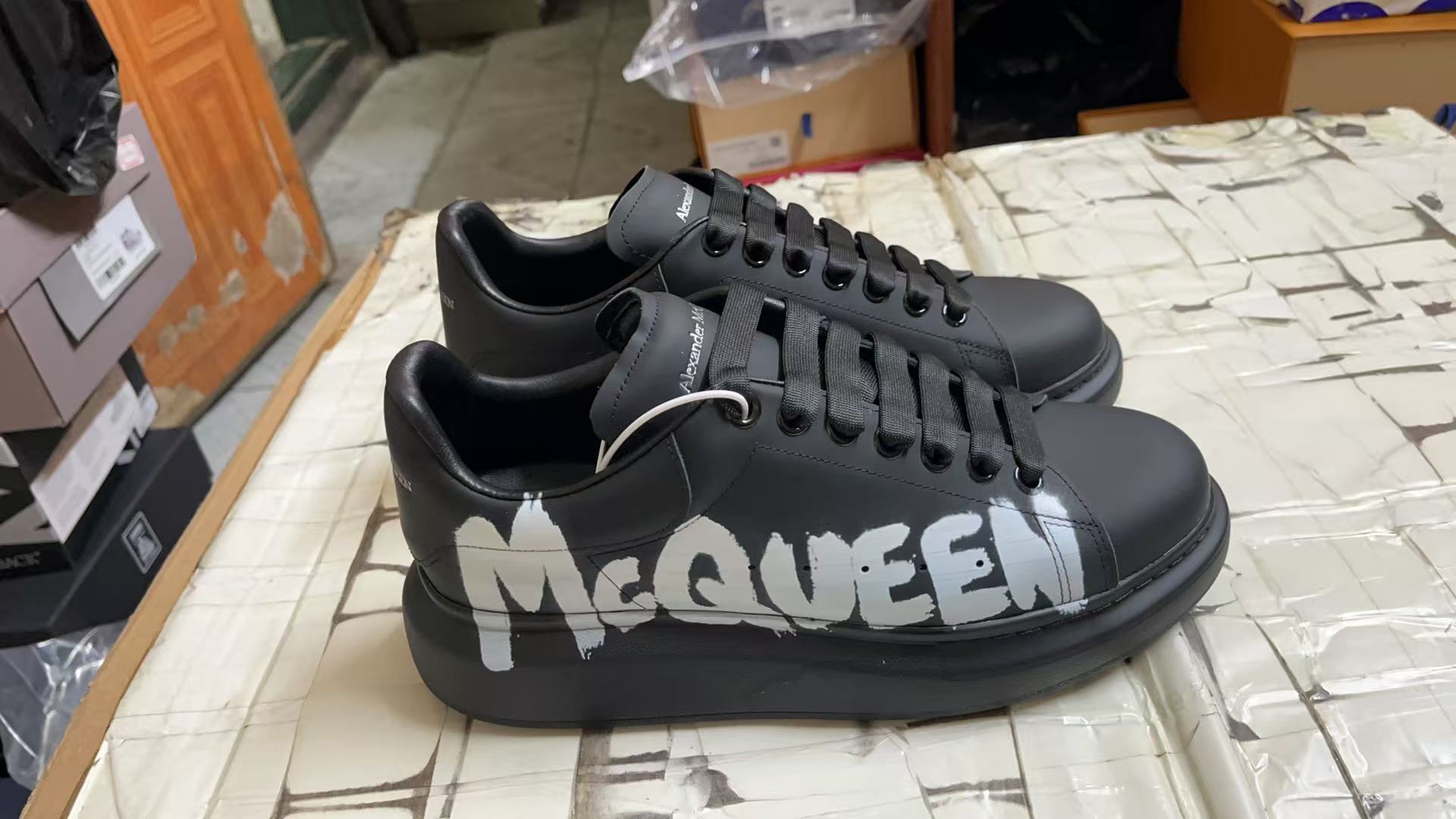 Alexander McQueen Shoes(AAA)-166