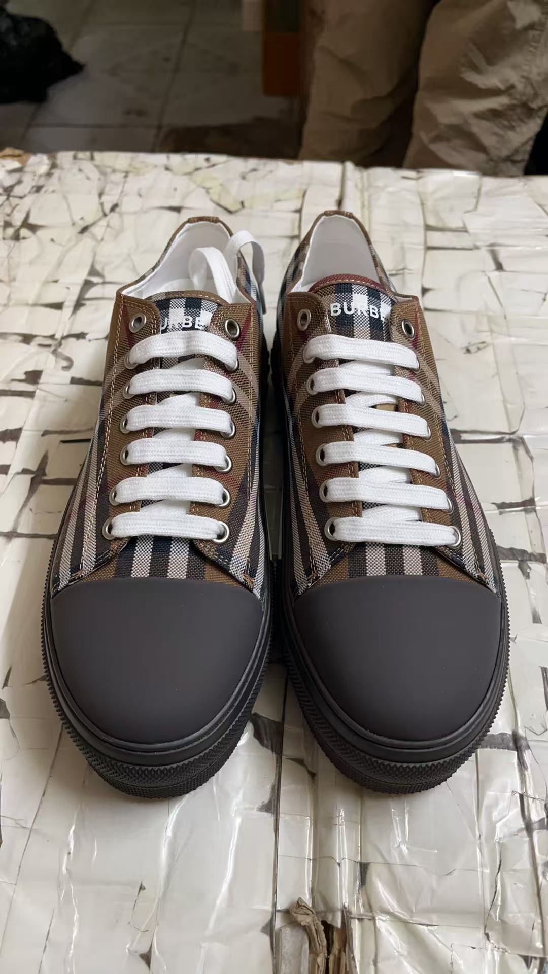 Burberry Shoes(AAA)-124