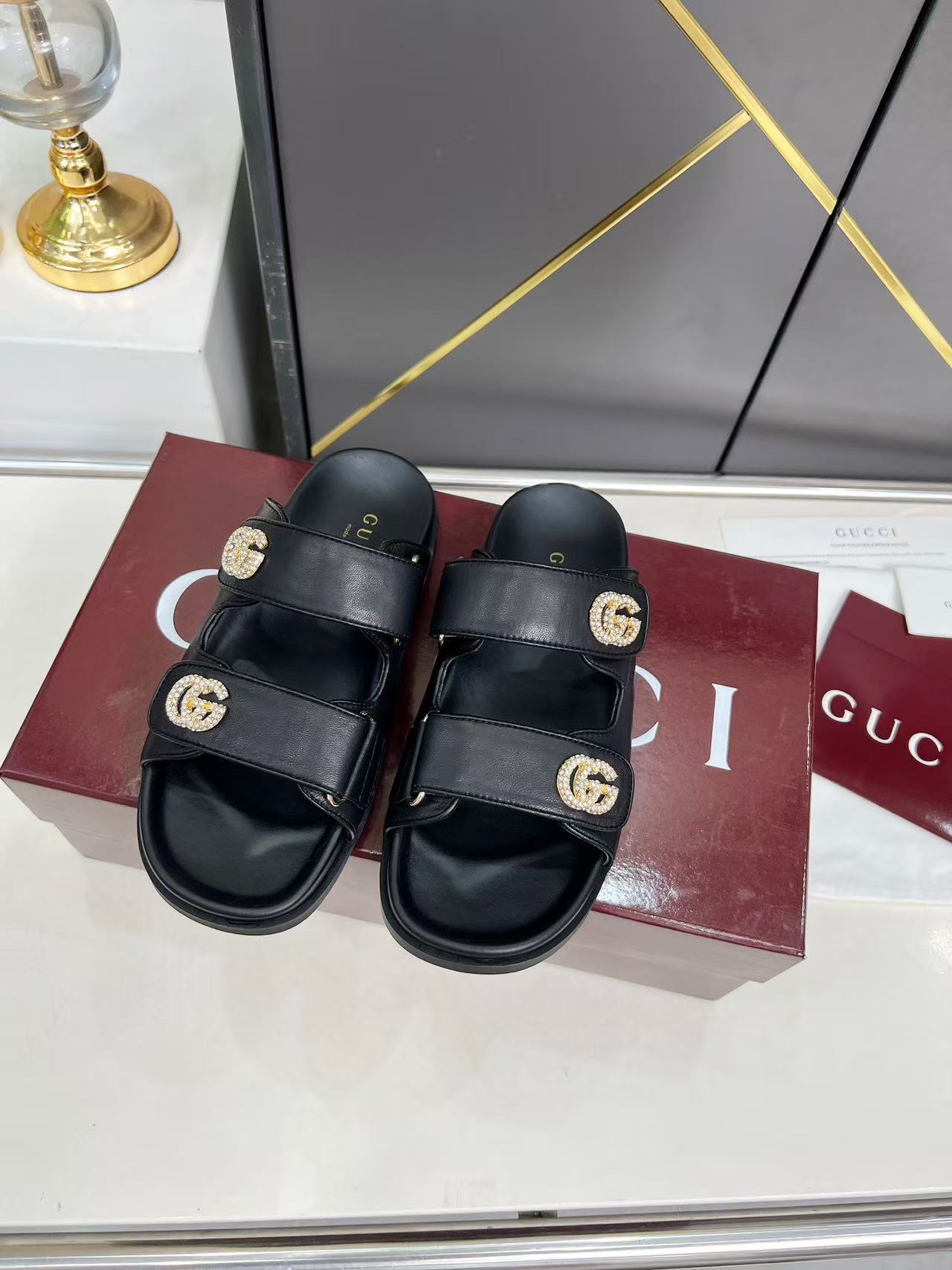 Gucci Slippers Women(AAA)-186