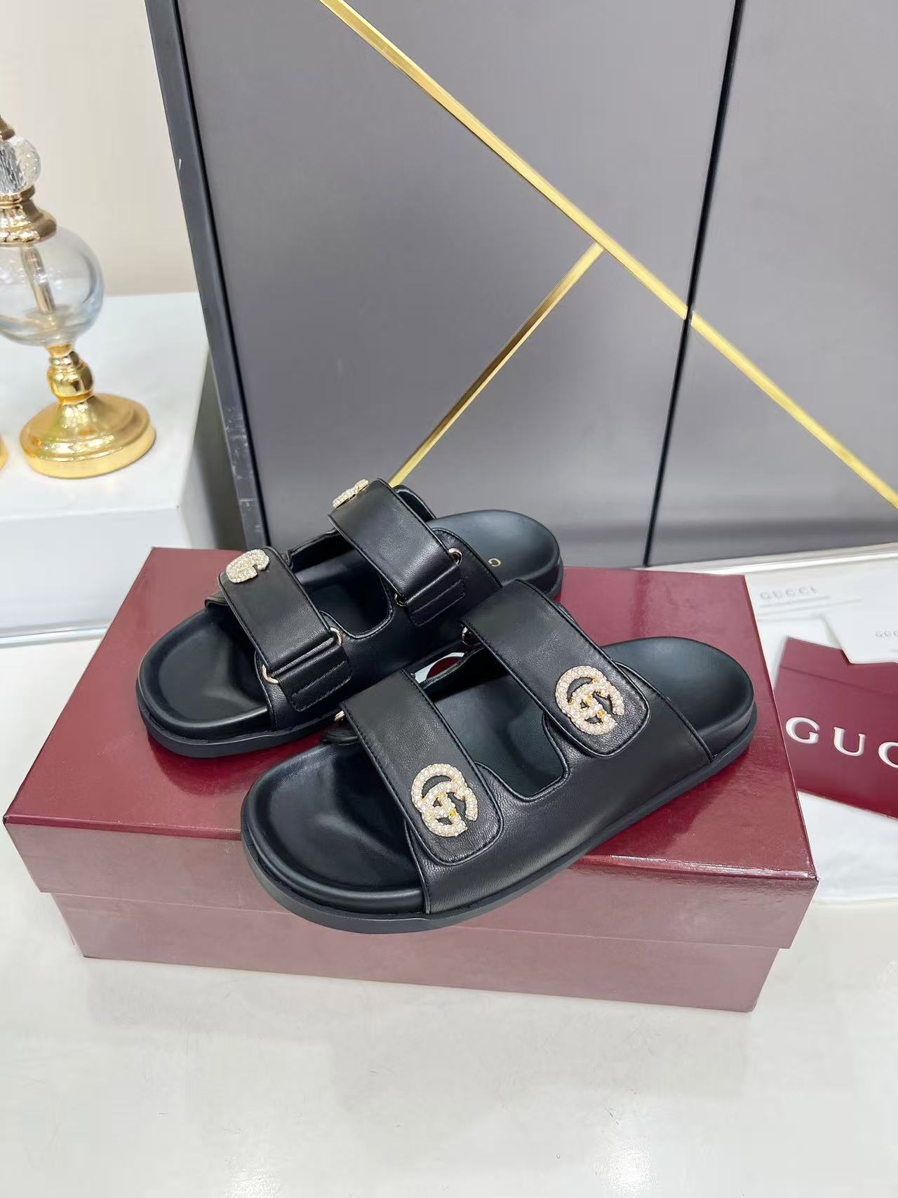 Gucci Slippers Women(AAA)-186