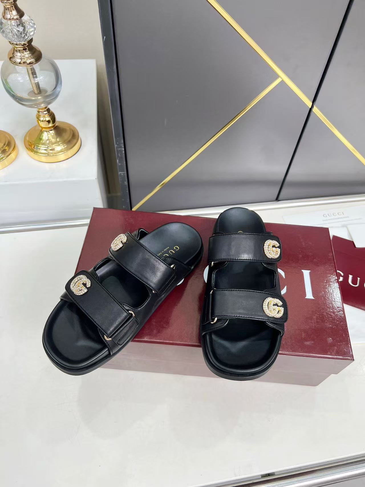 Gucci Slippers Women(AAA)-186