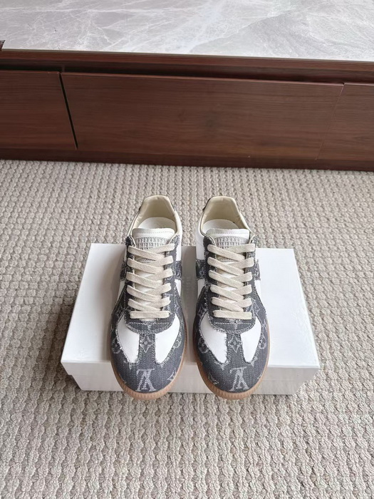 Maison Margiela Shoes-010