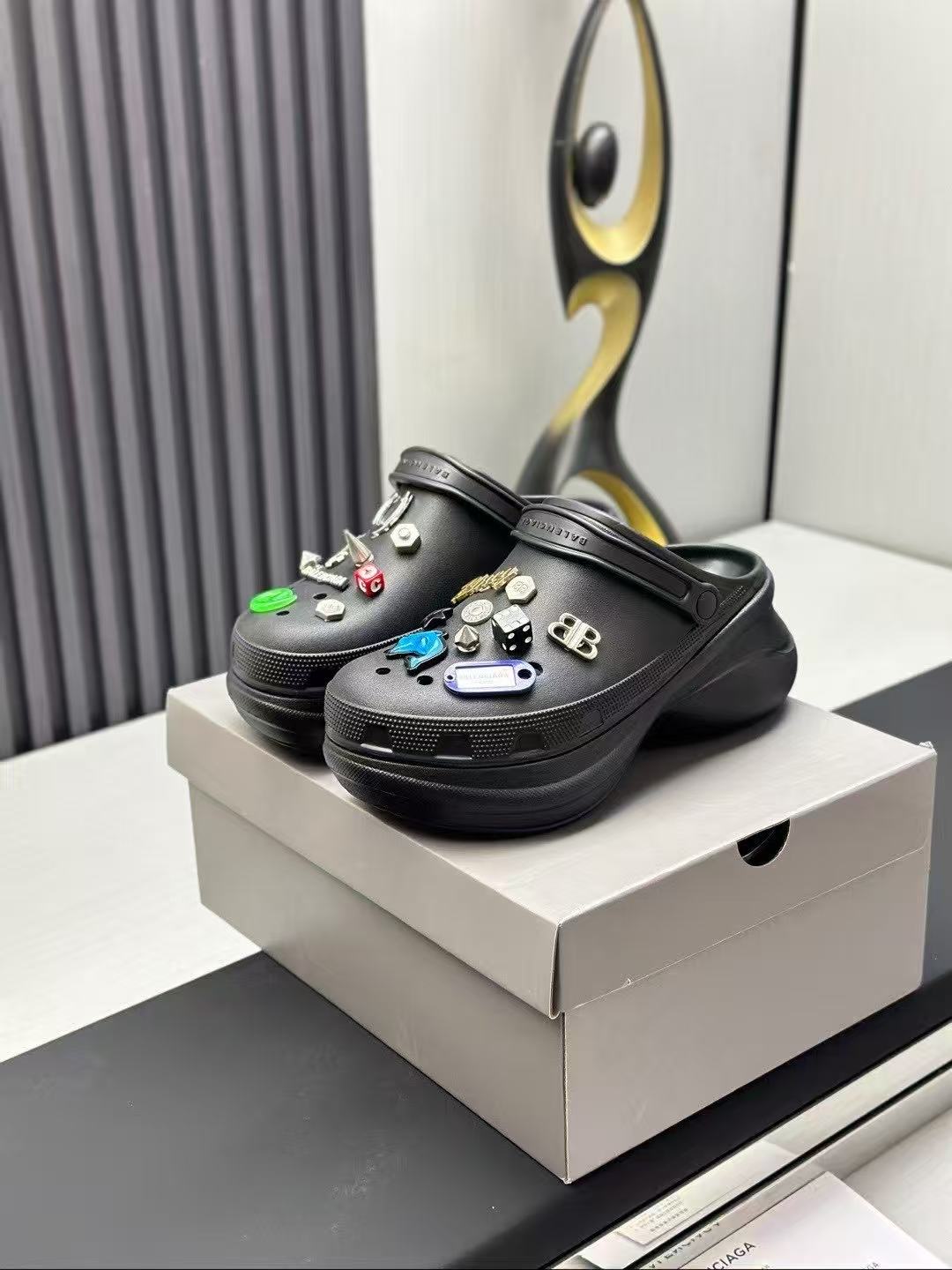 Balenciaga Slippers(AAA)-012