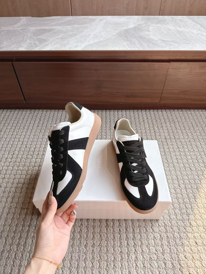 Maison Margiela Shoes-018