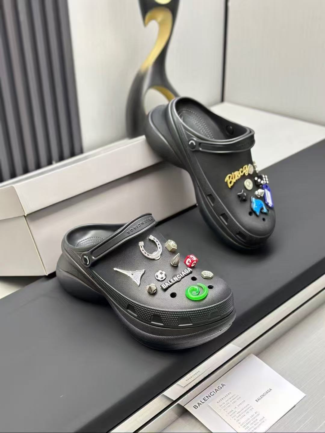 Balenciaga Slippers(AAA)-012