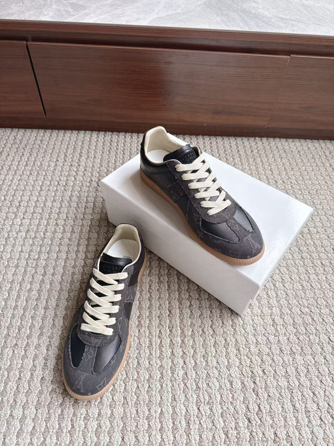 Maison Margiela Shoes-009
