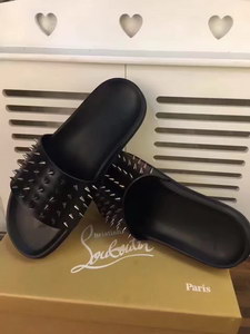 Christian Louboutin Slippers(AAA)-005