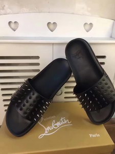 Christian Louboutin Slippers(AAA)-005