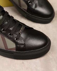 Burberry High Cut-018