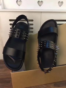 Christian Louboutin Slippers(AAA)-003