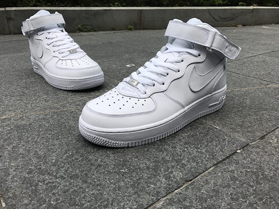 Authentic Air Force One-004