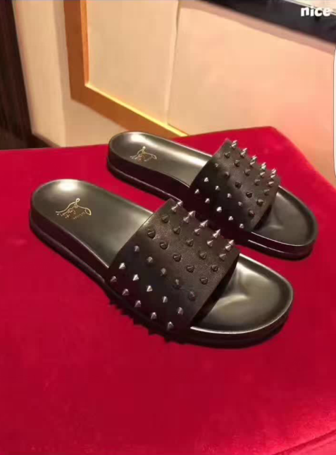 Christian Louboutin Slippers(AAA)-002