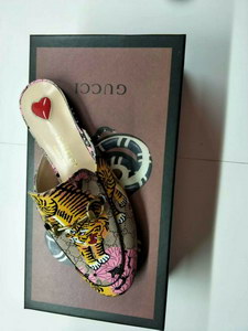 Gucci Shoes AAA(Women)-009