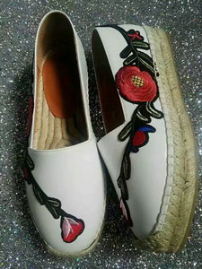 Gucci Shoes AAA(Women)-028
